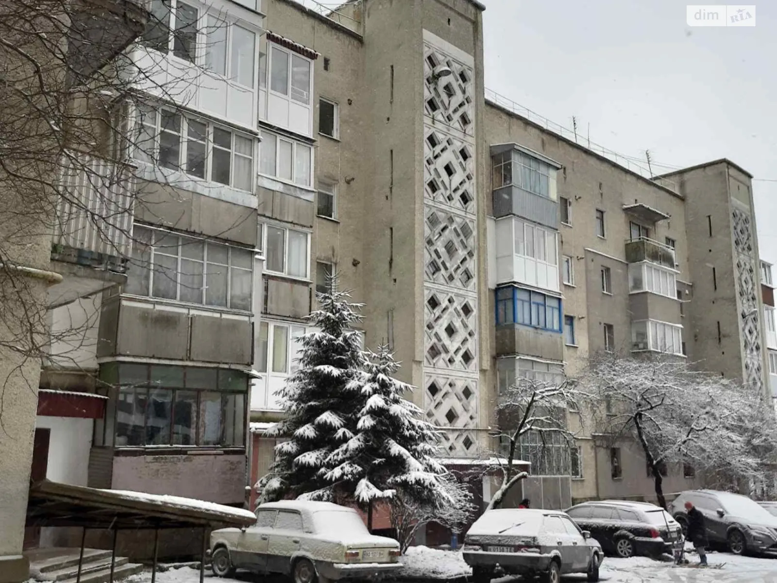 4-комнатная квартира 79.3 кв. м в Тернополе, ул. Девичья - фото 1