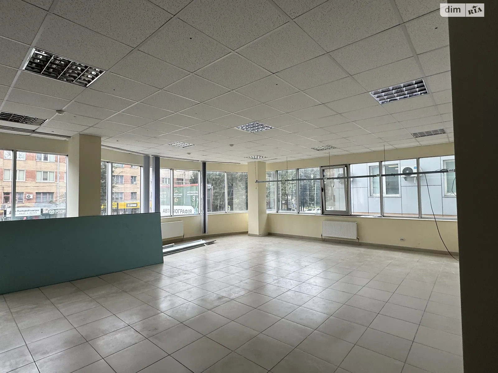 Сдается в аренду офис 155 кв. м в бизнес-центре, цена: 28000 грн - фото 1