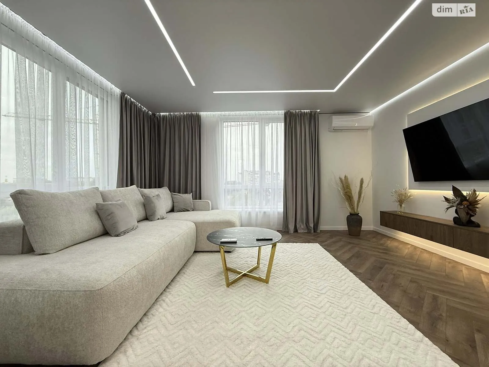 Продається 3-кімнатна квартира 90 кв. м у Івано-Франківську - фото 1