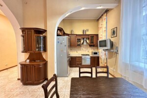 Продажа квартиры, Львов, р‑н. Центр, Шевченко проспект