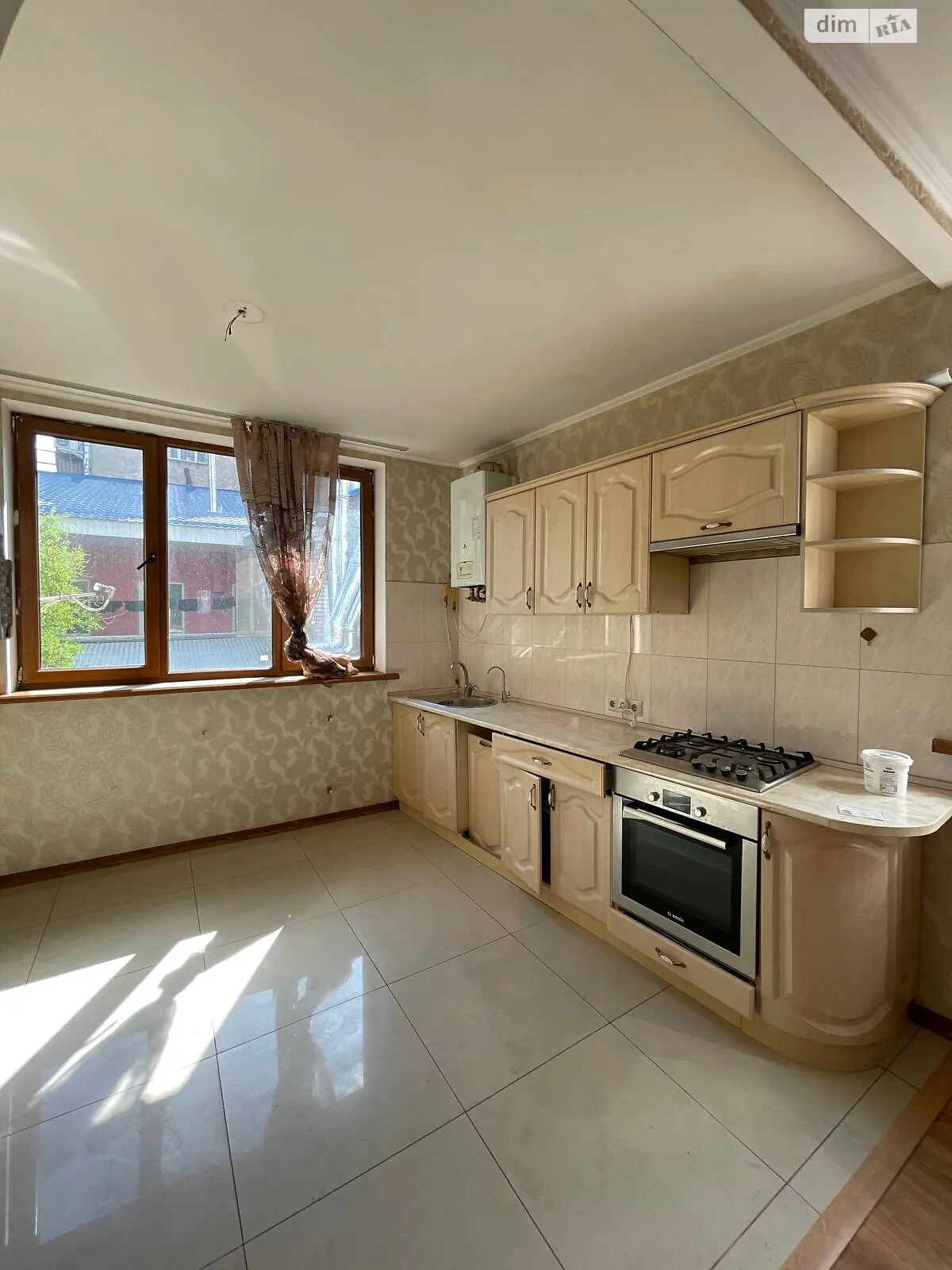 Продается 2-комнатная квартира 68.2 кв. м в Одессе, ул. Садовая, 17 - фото 1