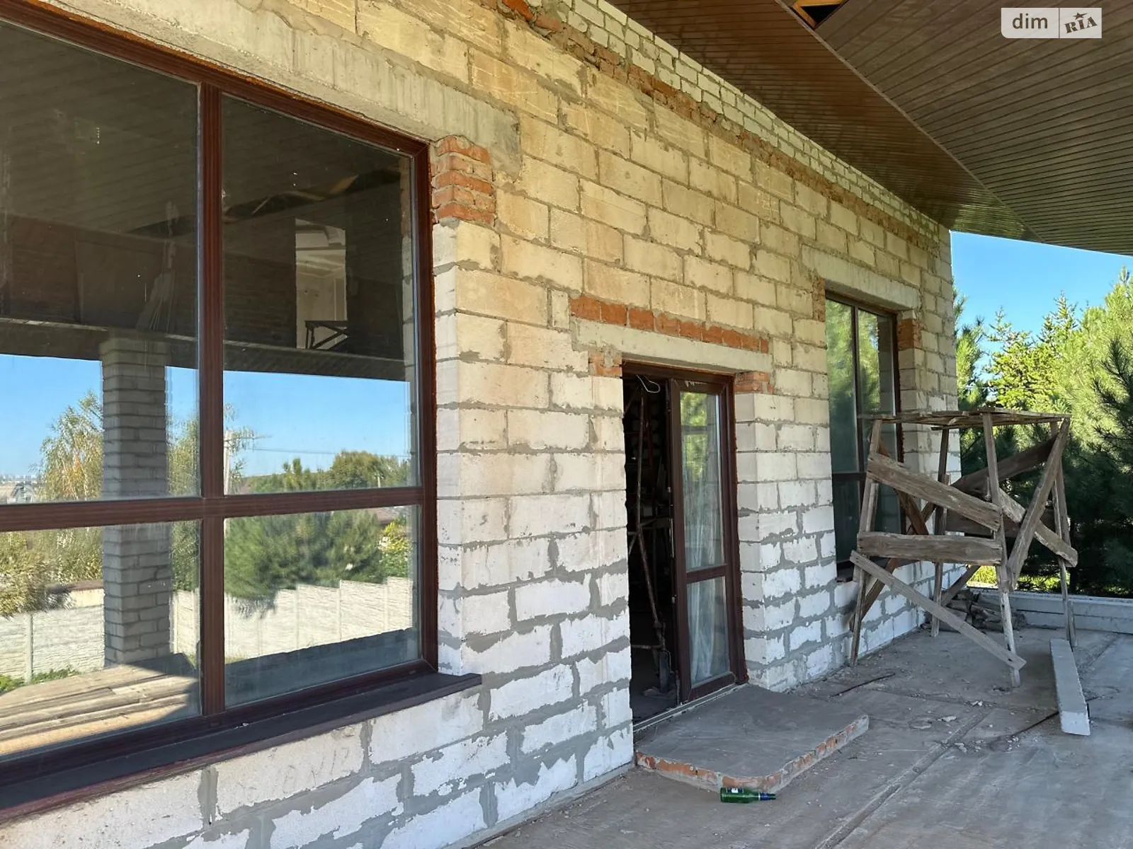 Продается дом на 2 этажа 200 кв. м с мансардой, цена: 70000 $ - фото 1