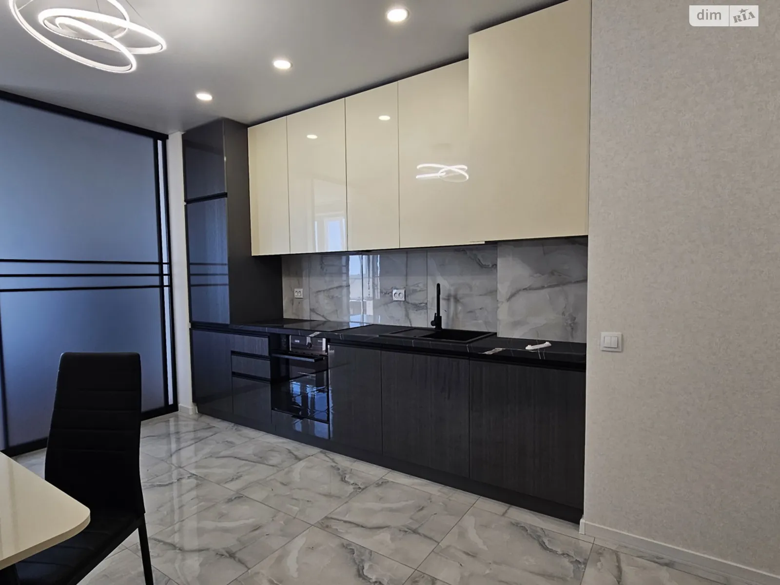 Продается 2-комнатная квартира 60 кв. м в Черкассах, ул. Гоголя, 302 - фото 1