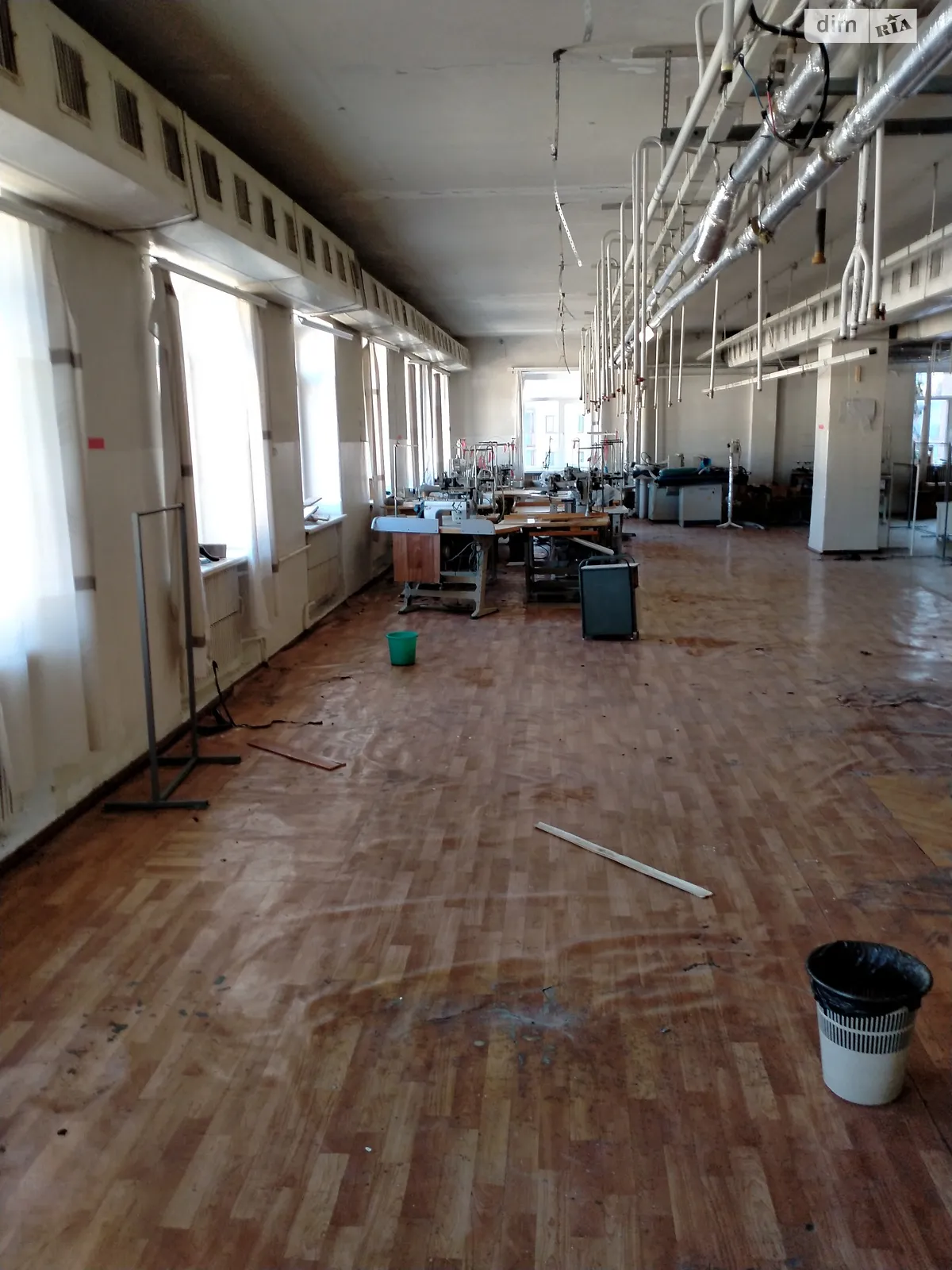 Сдается в аренду помещения свободного назначения 1700 кв. м в 3-этажном здании, цена: 595000 грн - фото 1