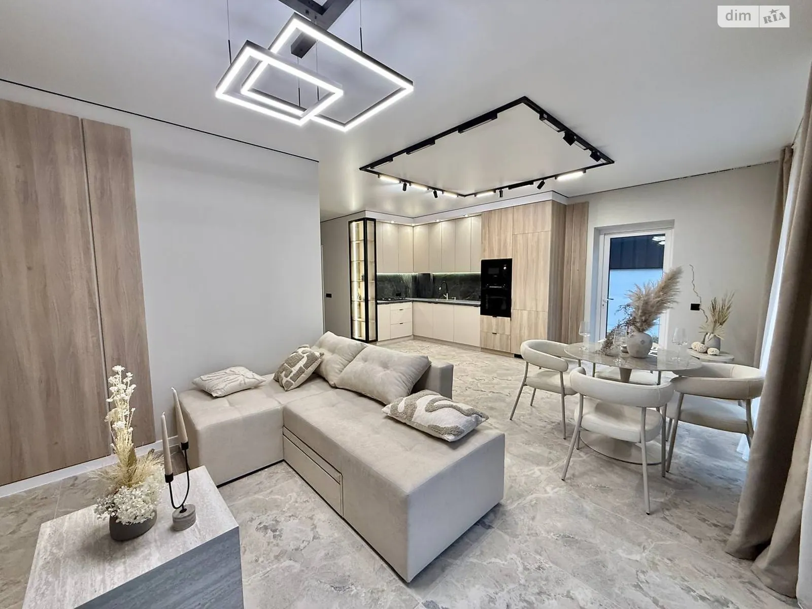 Продается дом на 2 этажа 120 кв. м с баней/сауной, цена: 135000 $ - фото 1