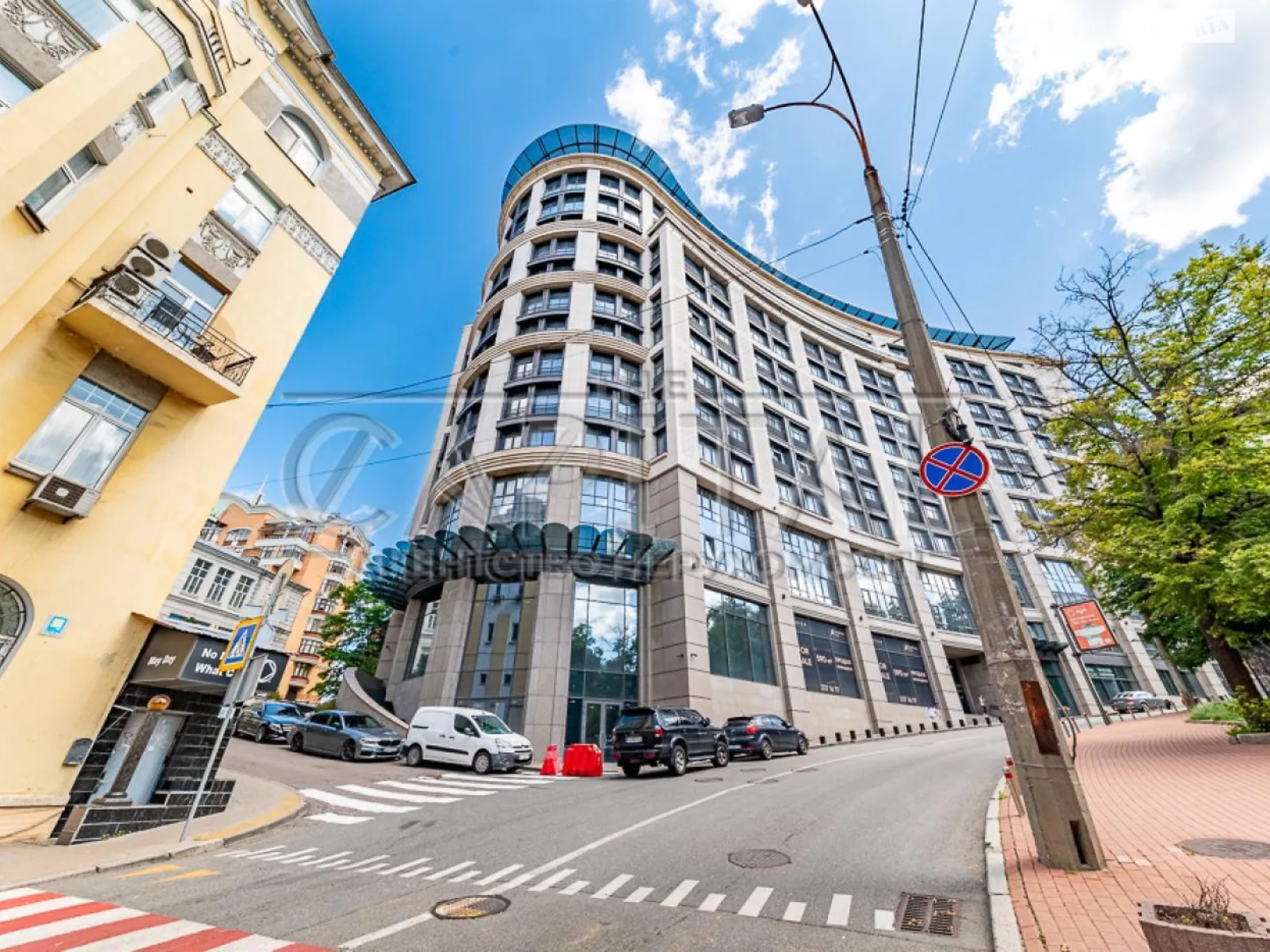 Здається в оренду приміщення вільного призначення 312.6 кв. м в 14-поверховій будівлі, цена: 10000 $ - фото 1