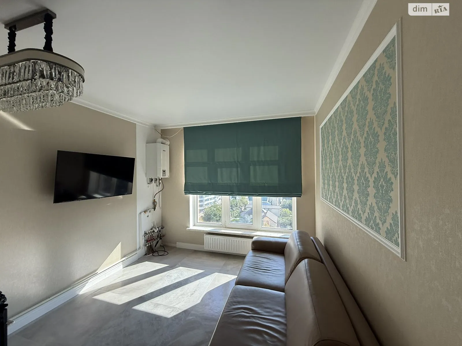 Продается 1-комнатная квартира 46 кв. м в Одессе, пер. Компасный, 1 - фото 1