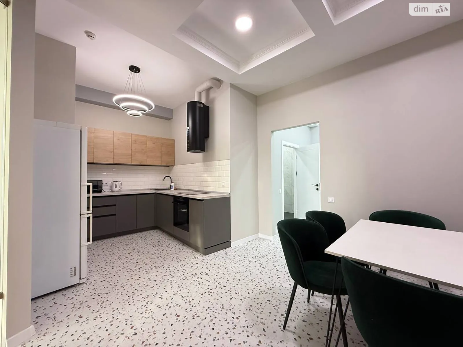 Сдается в аренду 2-комнатная квартира 100 кв. м в Одессе, плато Аркадийское(Гагаринское), 5/3 - фото 1