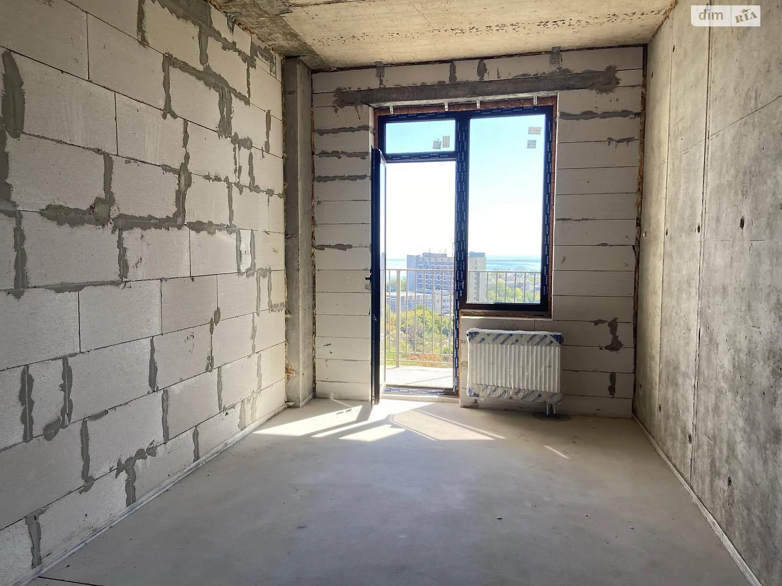 Продается 1-комнатная квартира 35 кв. м в Одессе, ул. Дача Ковалевского, 5 - фото 1