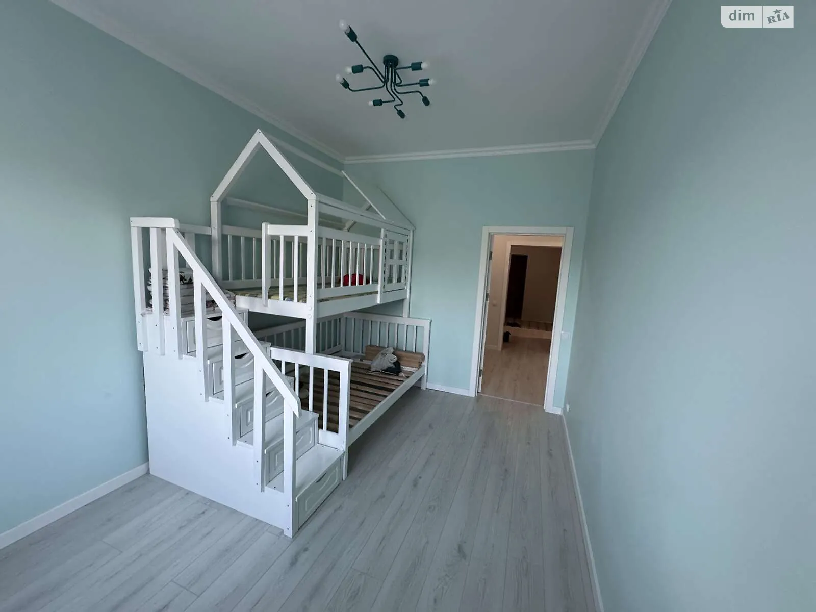 Продается 2-комнатная квартира 65 кв. м в Безлюдовке, ул. Победы - фото 1