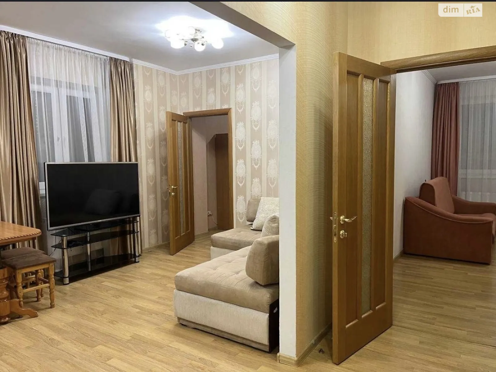 Продается 2-комнатная квартира 60 кв. м в Киеве, просп. Алишера Навои, 69 - фото 1