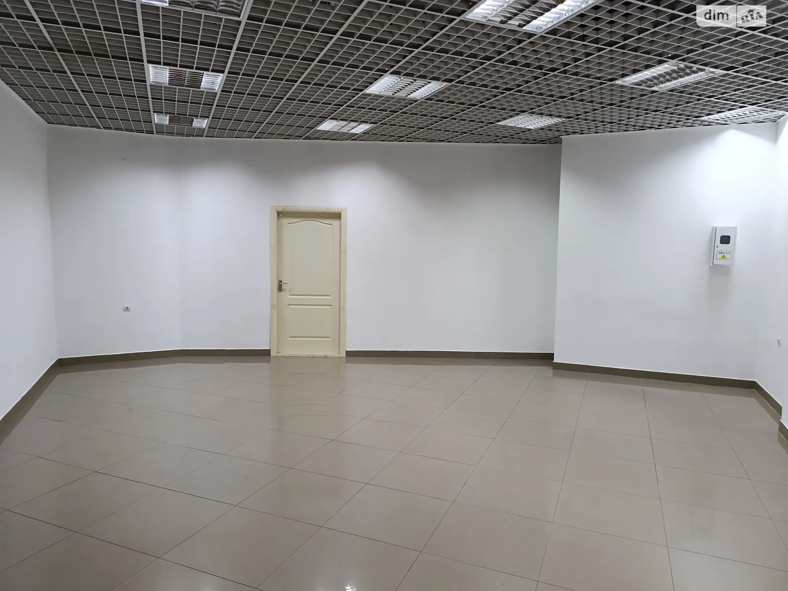 Здається в оренду приміщення вільного призначення 40.9 кв. м в 4-поверховій будівлі, цена: 4090 грн - фото 1