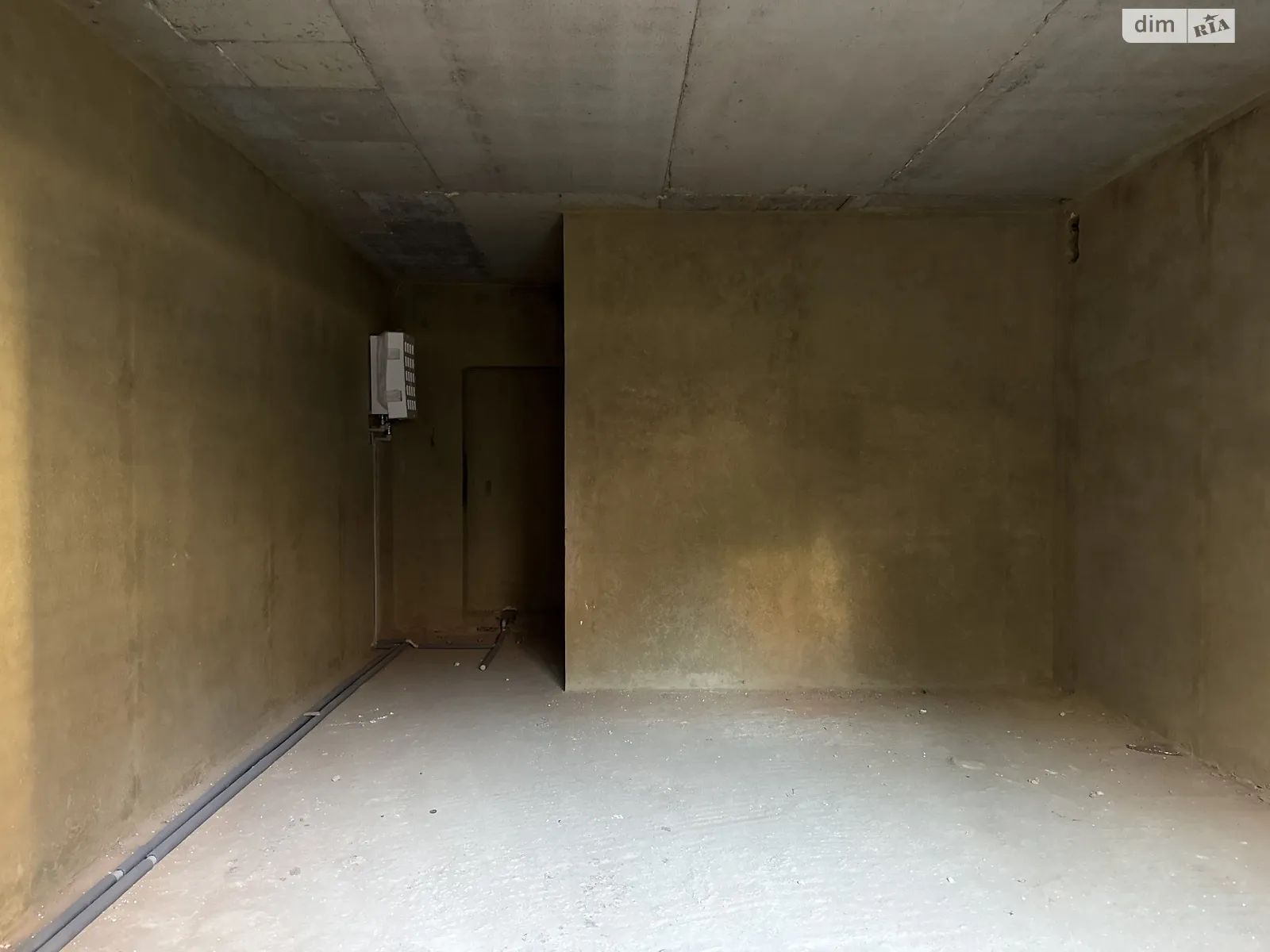 Продается офис 48 кв. м в бизнес-центре, цена: 48000 $ - фото 1