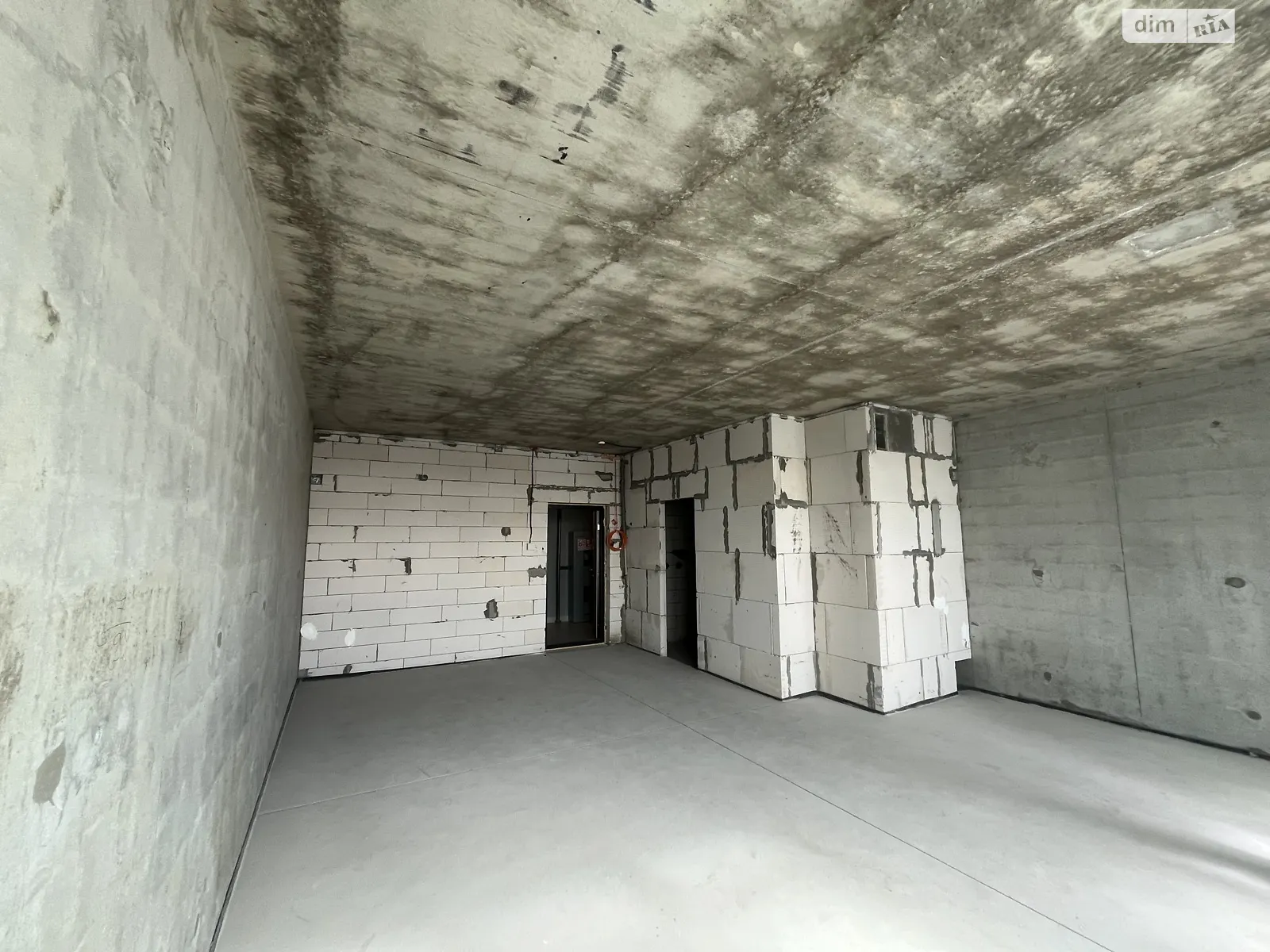 Продается 1-комнатная квартира 47 кв. м в Одессе, просп. Леси Украинки, 19 корпус 4 - фото 1