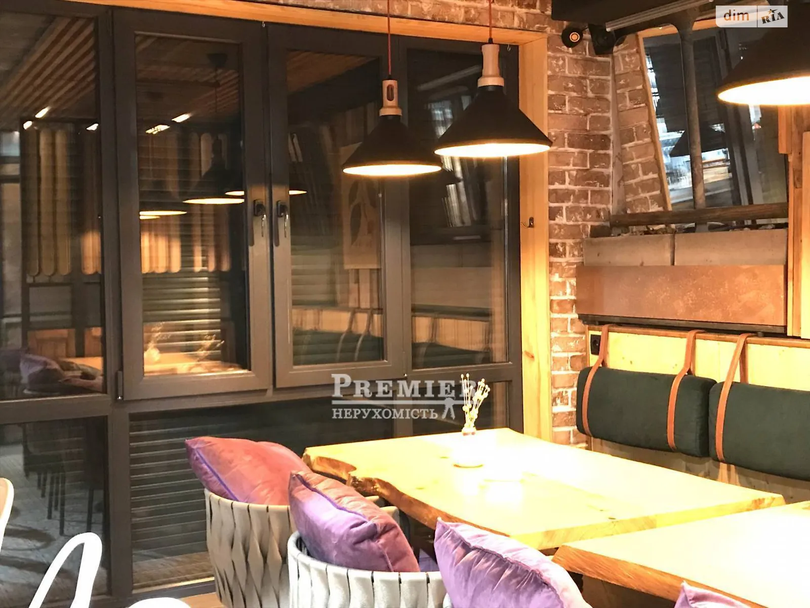 Продается объект сферы услуг 46.7 кв. м в 17-этажном здании, цена: 122000 $ - фото 1