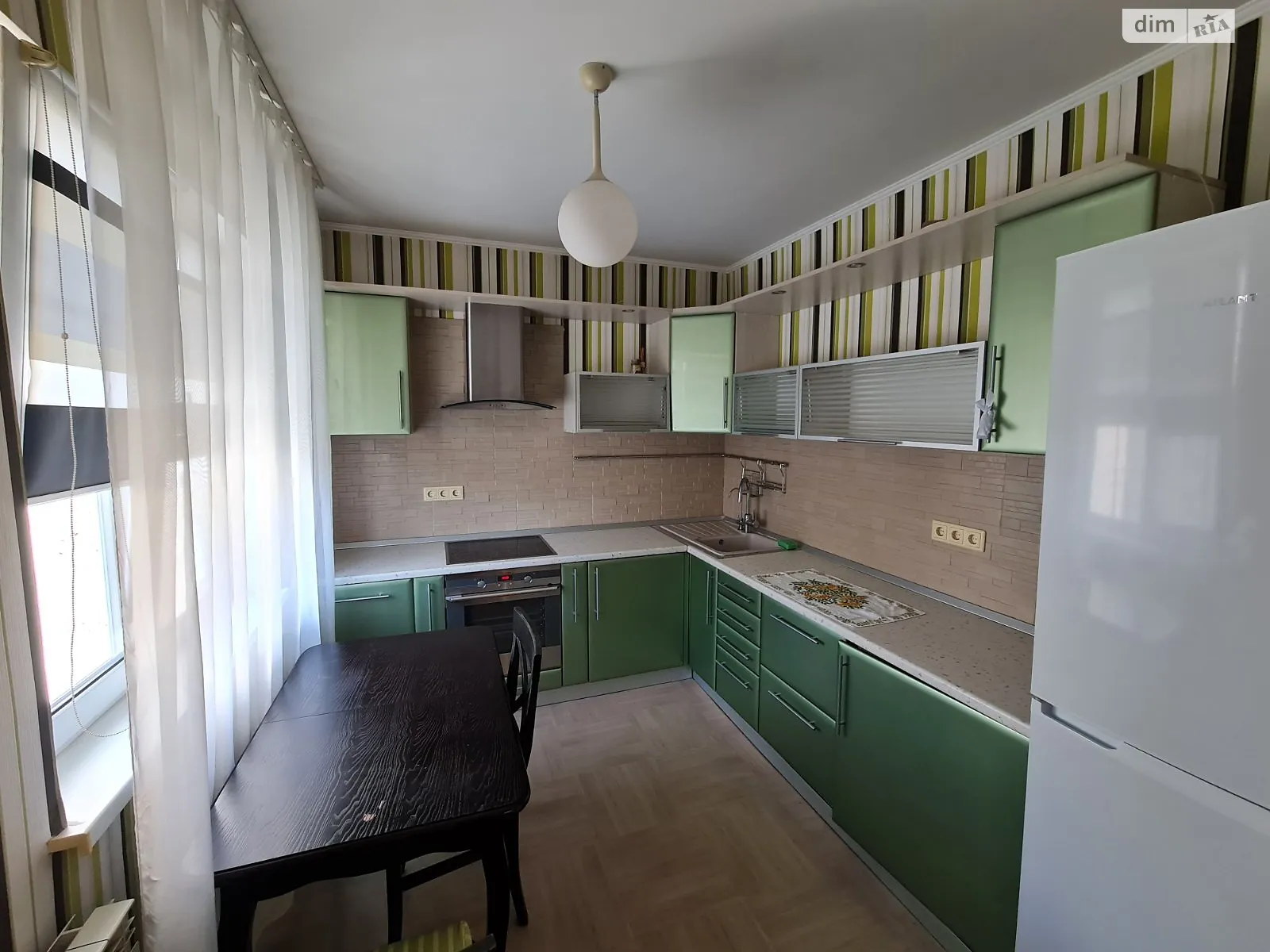 Продается 3-комнатная квартира 75.7 кв. м в Киеве, ул. Александра Мишуги, 3 - фото 1