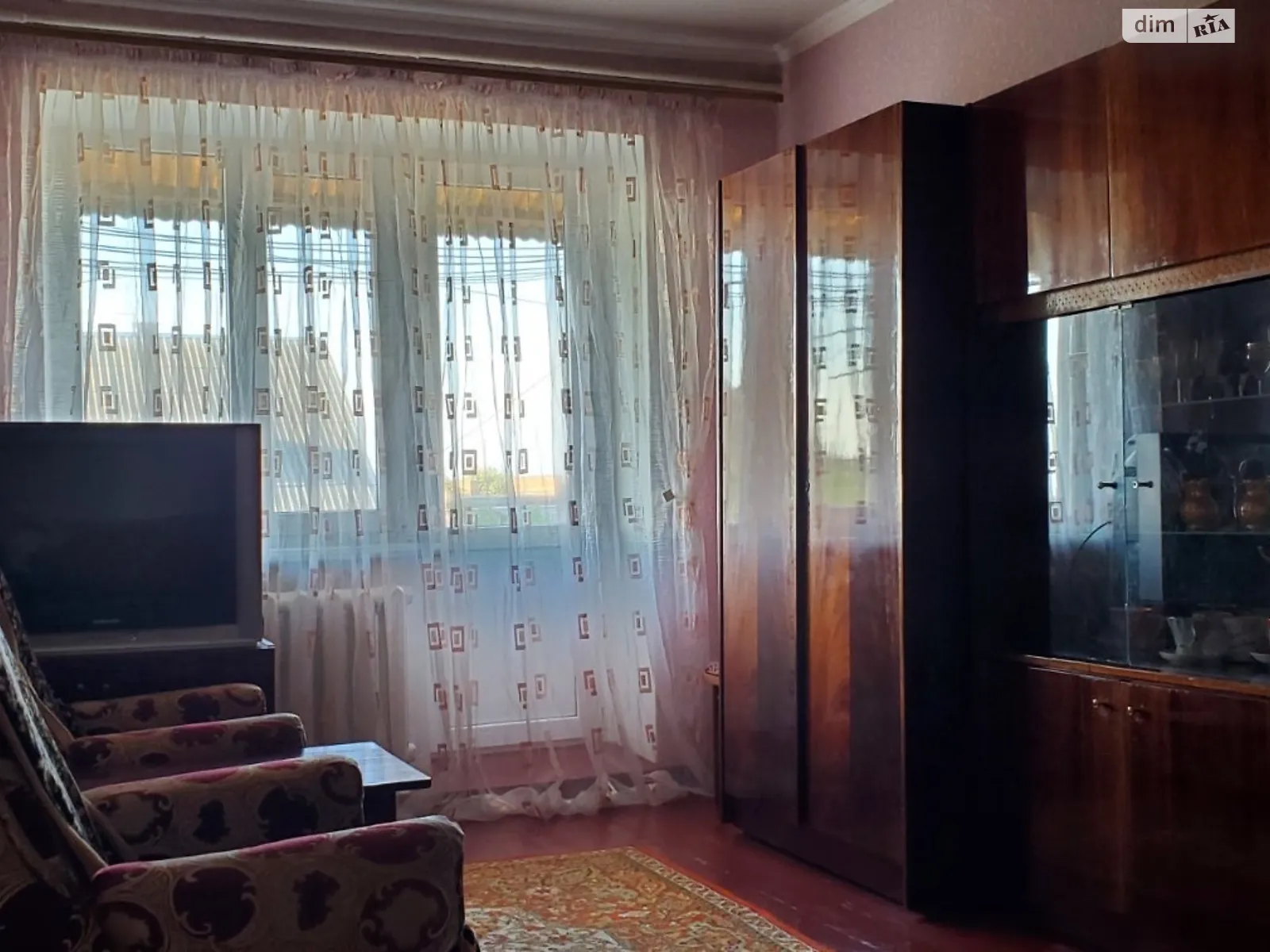 Продается 2-комнатная квартира 46 кв. м в Здолбунове, ул. Школьная - фото 1