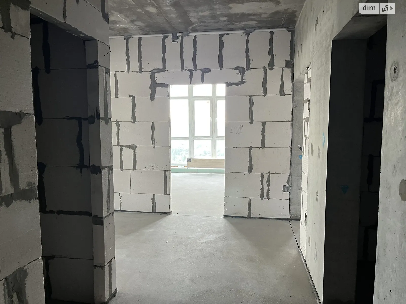 Продається 2-кімнатна квартира 99.4 кв. м у Одесі, просп. Лесі Українки, 19 корпус 4 - фото 1