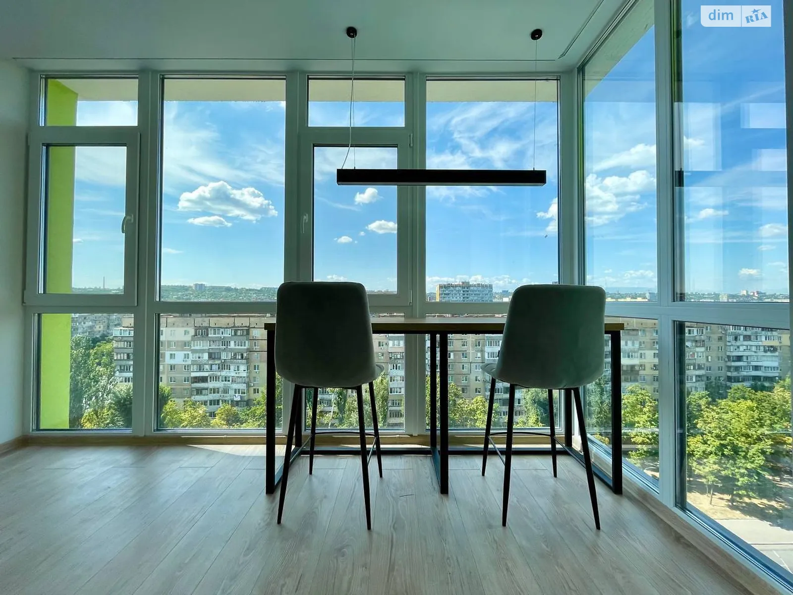 Продается 2-комнатная квартира 70 кв. м в Днепре, пер. Добровольцев, 3 - фото 1