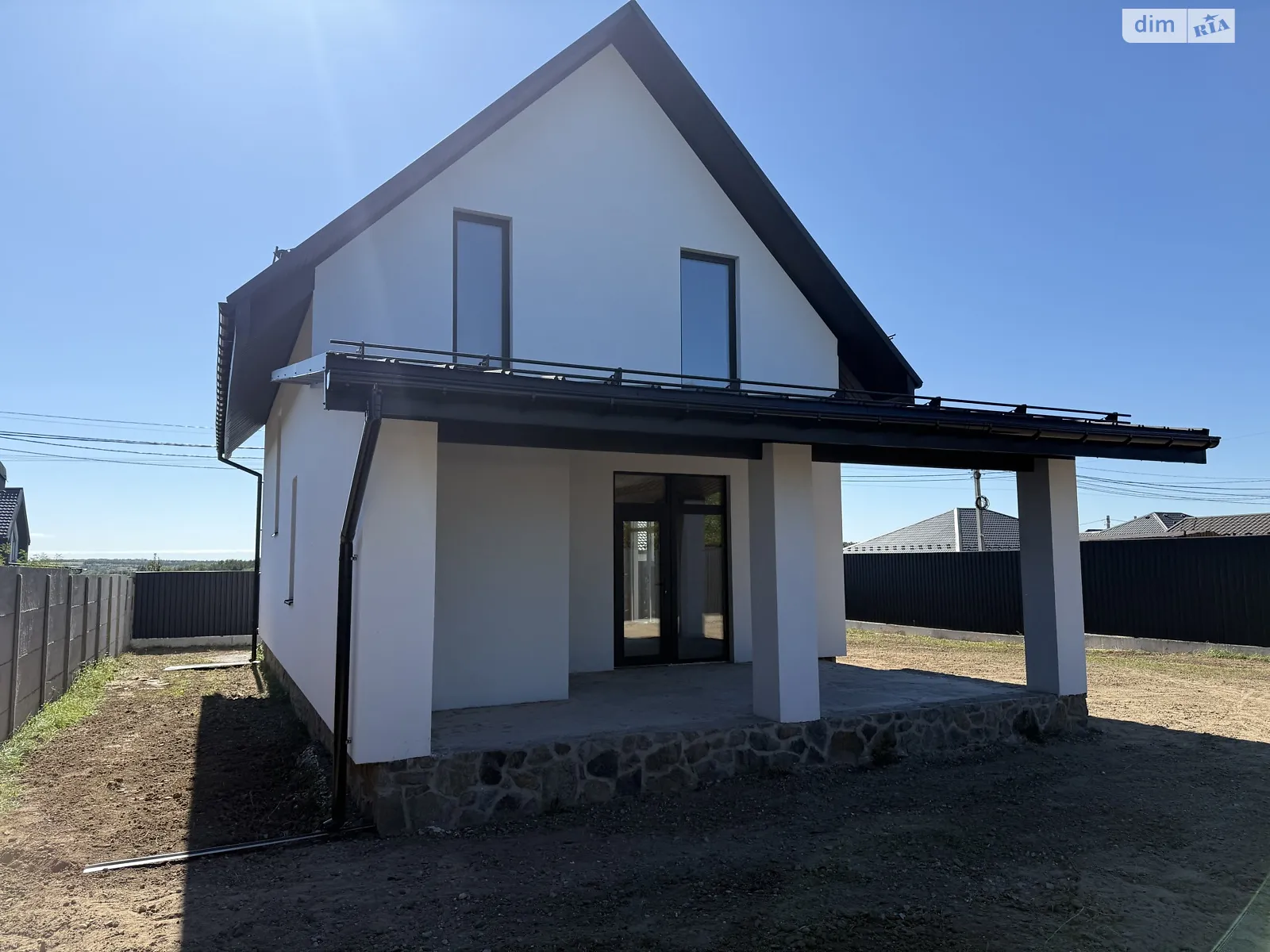 Продается дом на 2 этажа 130 кв. м с баней/сауной, цена: 120000 $ - фото 1