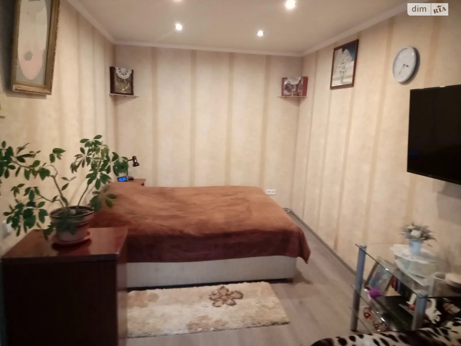 Продается 1-комнатная квартира 35.5 кв. м в Киеве, ул. Новомостицкая, 6 - фото 1