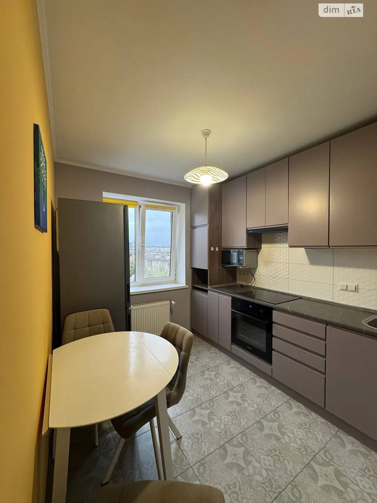 Здається в оренду 2-кімнатна квартира 52.3 кв. м у Івано-Франківську, вул. Довга, 47 - фото 1