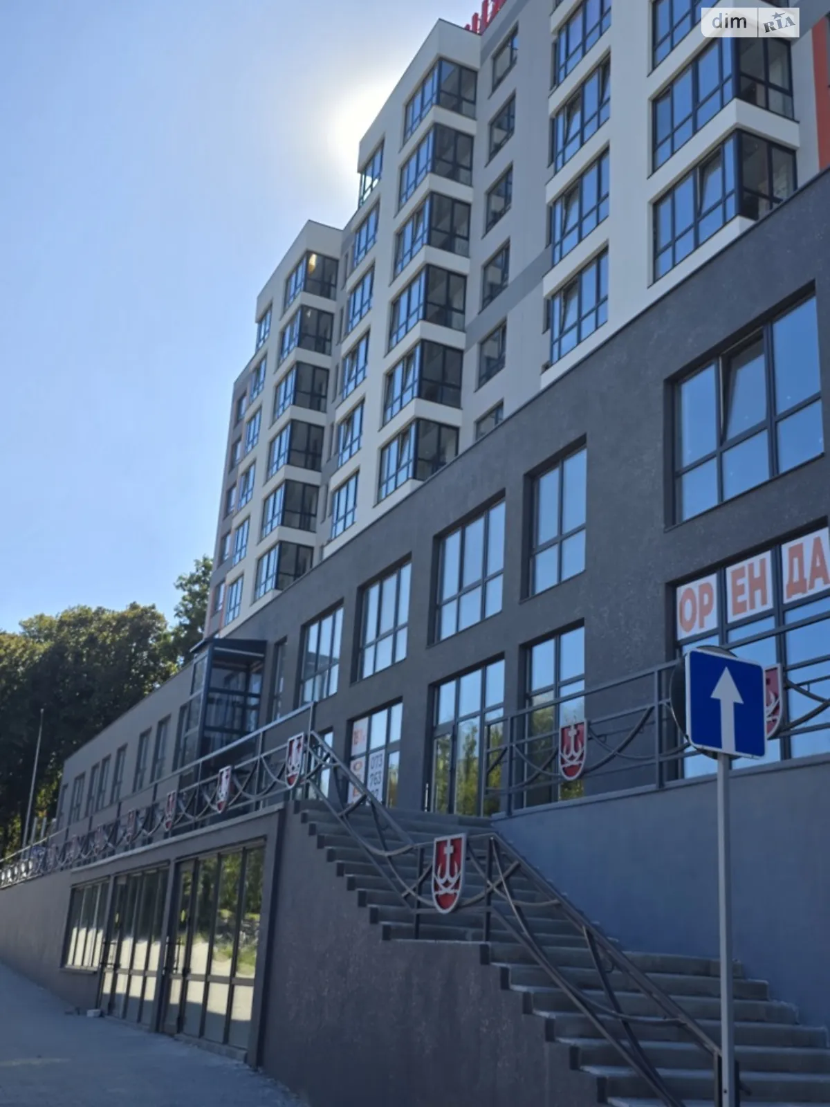 Продается 1-комнатная квартира 50.4 кв. м в Виннице, пл. Привокзальная, 30 - фото 1