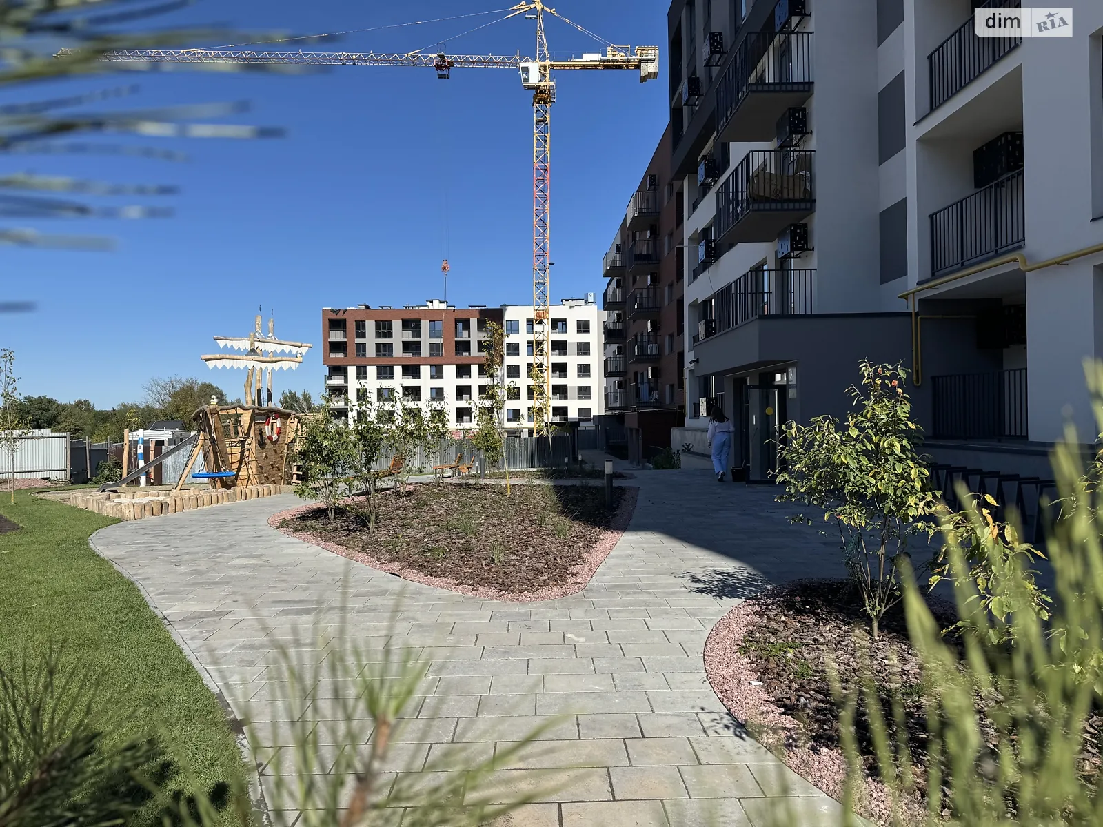 Продается 1-комнатная квартира 25 кв. м в Львове, ул. Роксоляны, 59 - фото 1