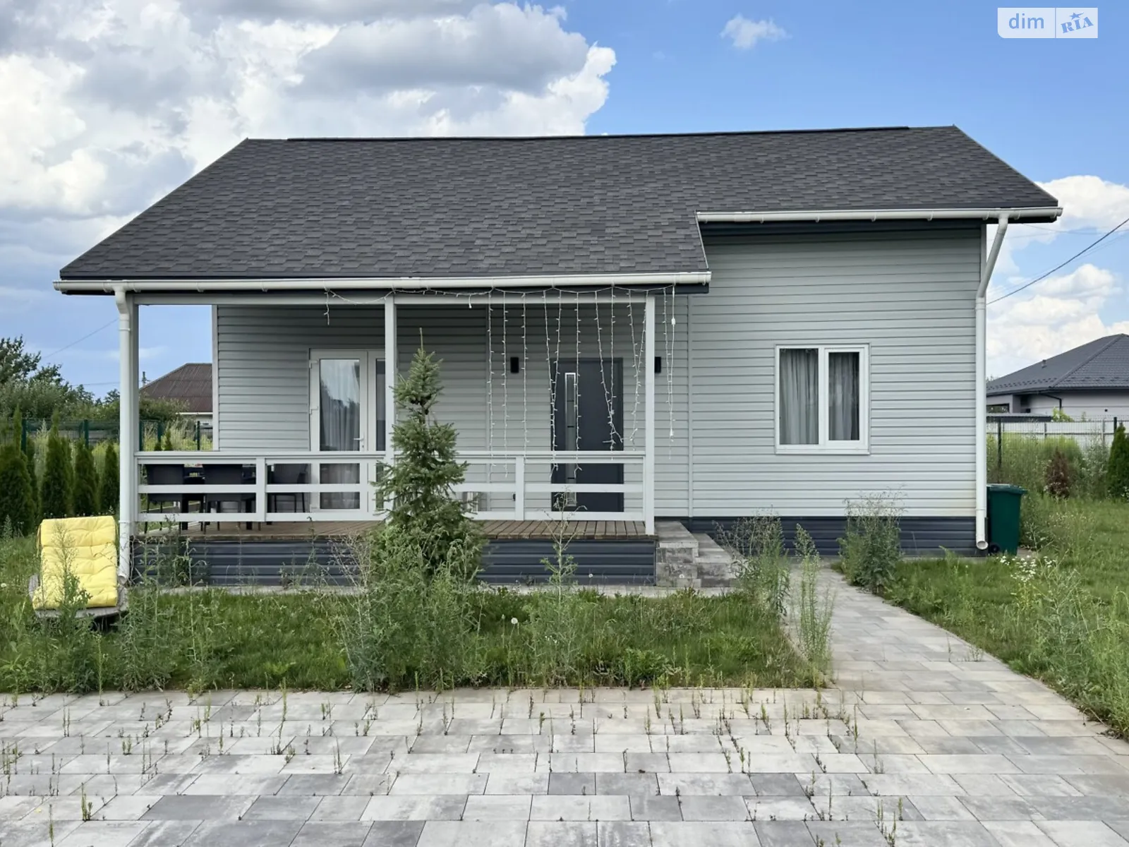 Сдается в аренду дом на 2 этажа 89 кв. м с камином, цена: 1200 $ - фото 1