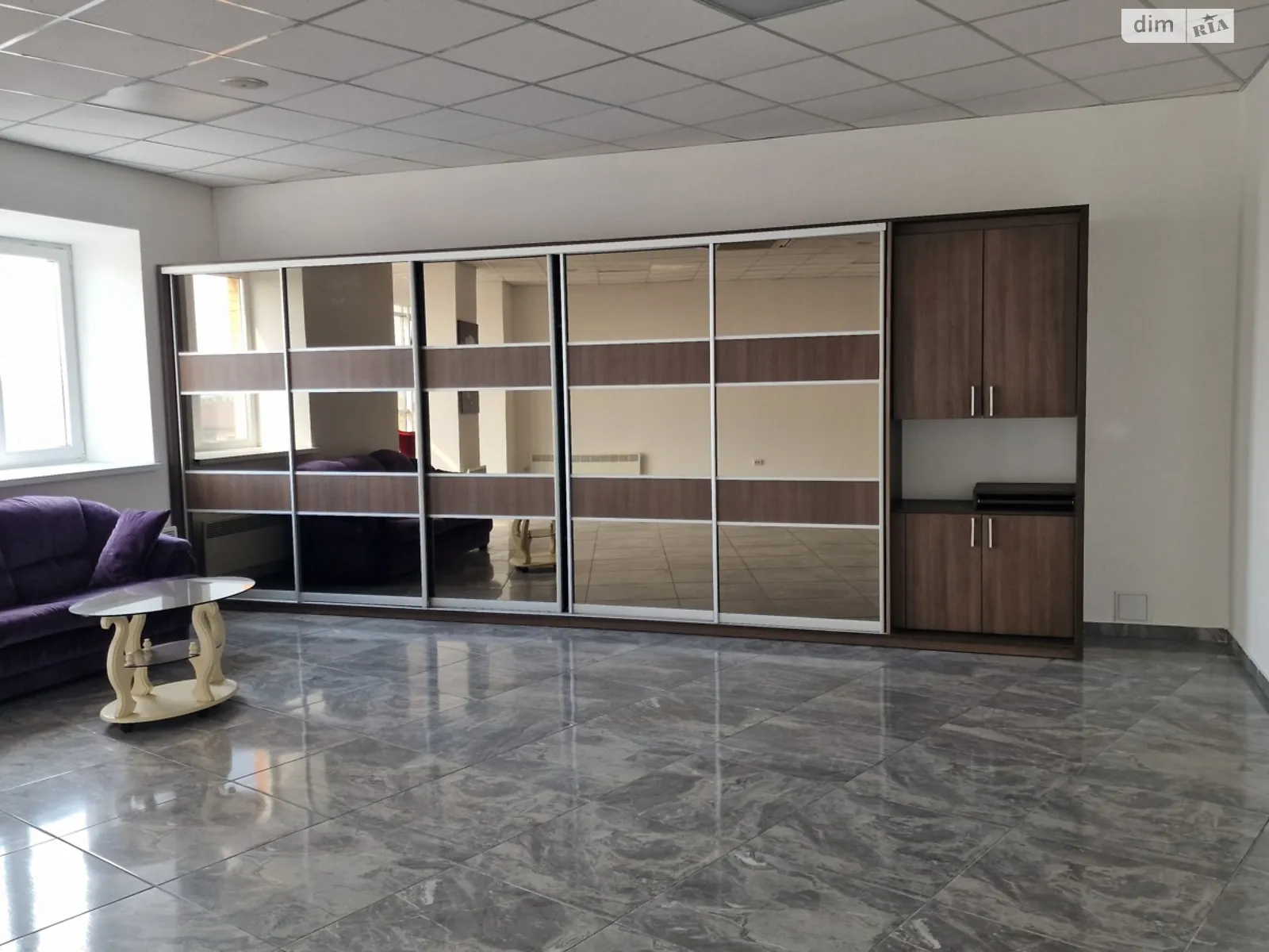 Сдается в аренду офис 210 кв. м в бизнес-центре, цена: 84000 грн - фото 1
