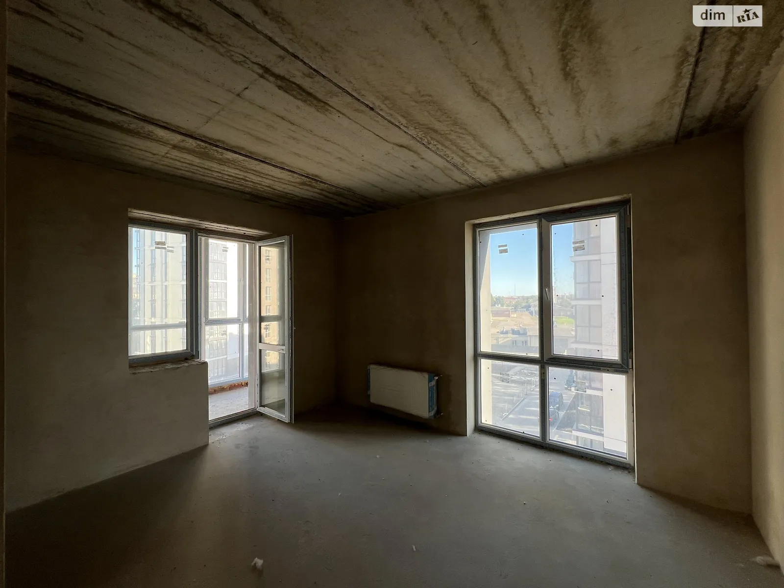 Продається 2-кімнатна квартира 65.5 кв. м у Рівному, вул. Олени Теліги, 20 - фото 1