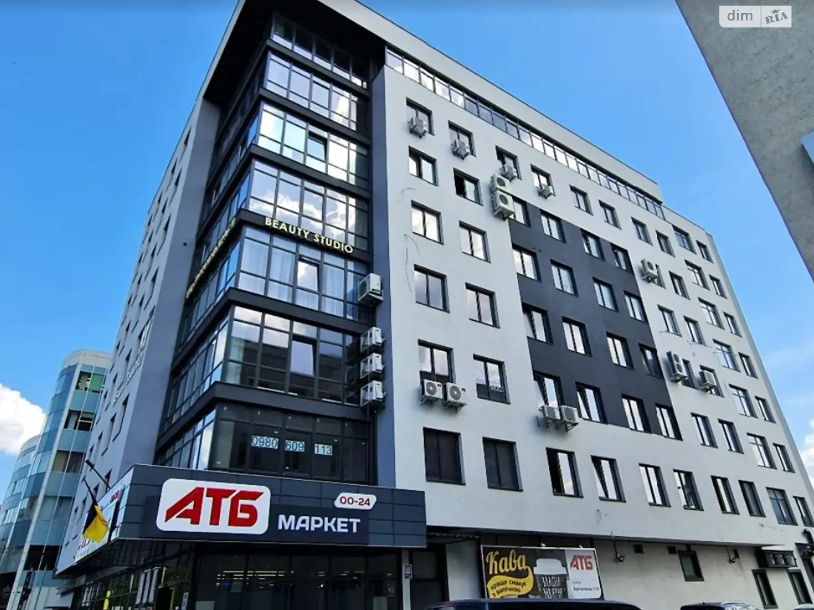 Сдается в аренду офис 33 кв. м в бизнес-центре, цена: 11000 грн - фото 1