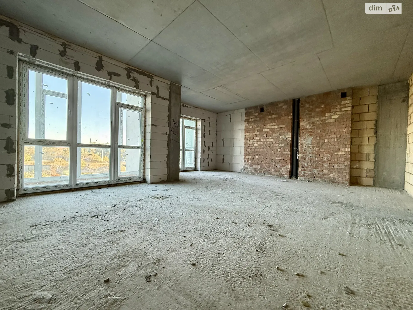 Продается 1-комнатная квартира 50 кв. м в Днепре, пер. Добровольцев, 3 - фото 1