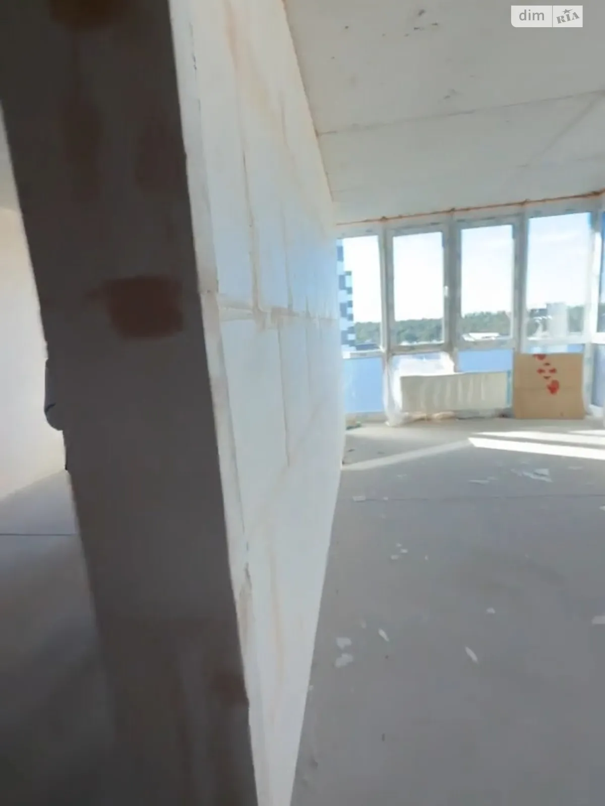 Продается 1-комнатная квартира 44 кв. м в Ирпене, ул. Университетская(Карла Маркса), 3/3 - фото 1