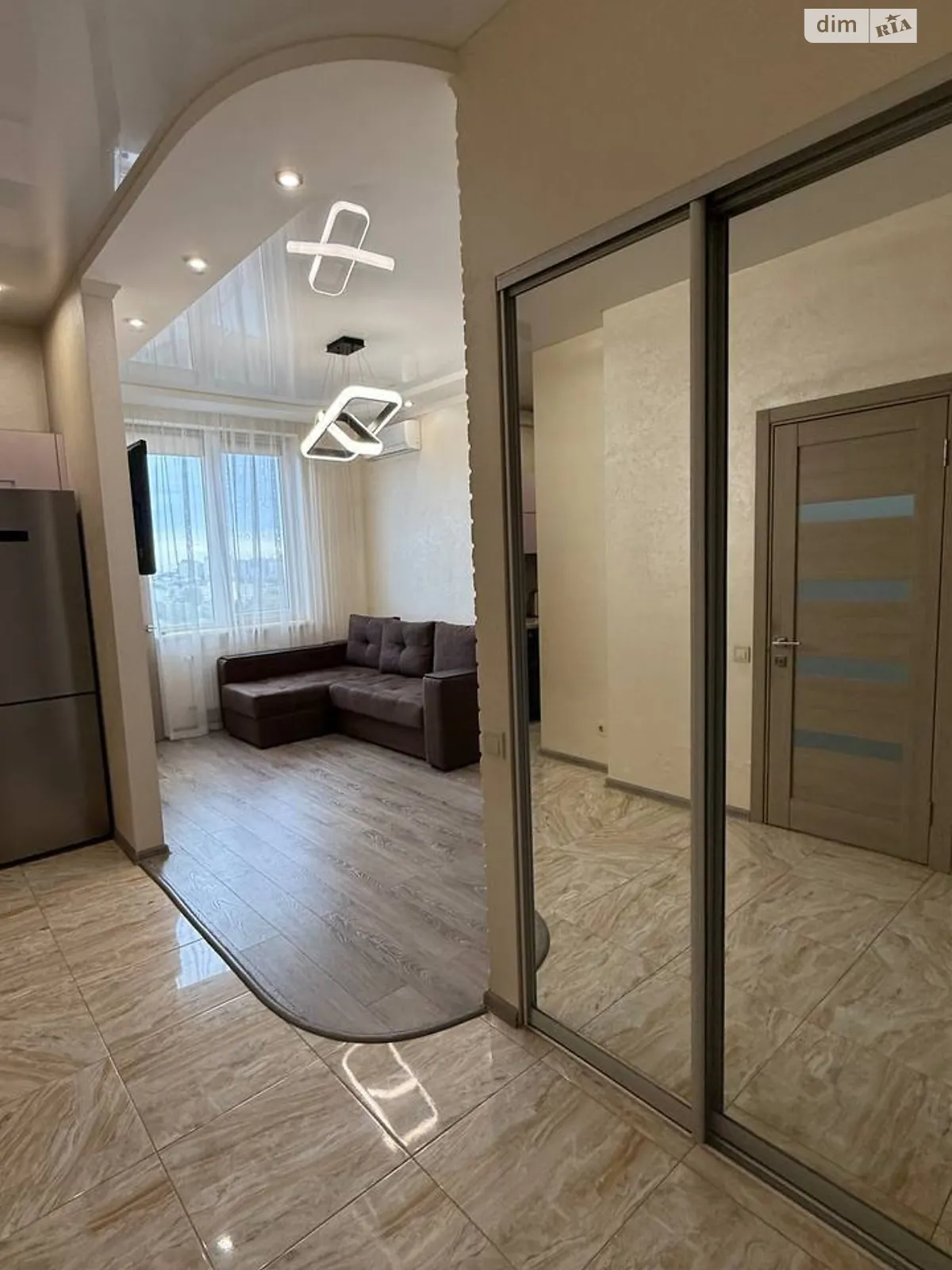 Продається 1-кімнатна квартира 38 кв. м у Одесі, вул. Михайлівська, 8 корпус 3 - фото 1