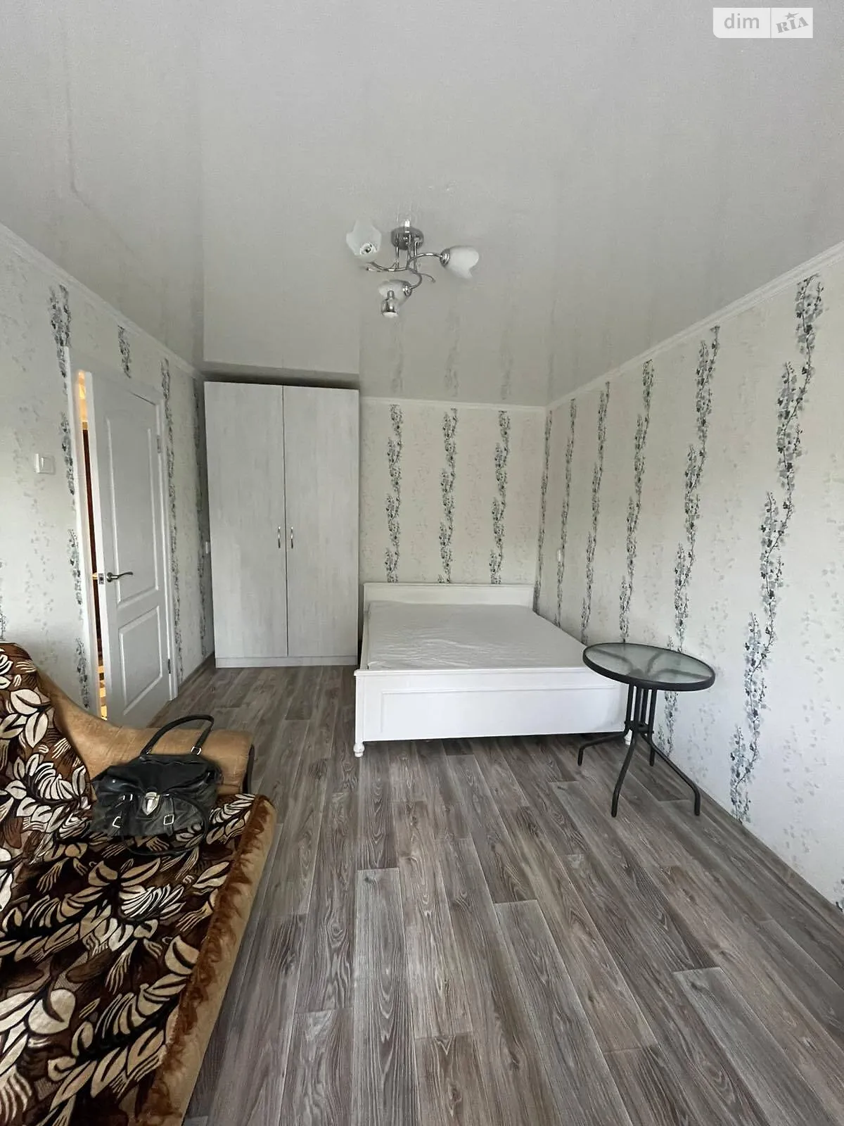 Сдается в аренду 1-комнатная квартира 32 кв. м в Одессе, ул. Космонавтов - фото 1