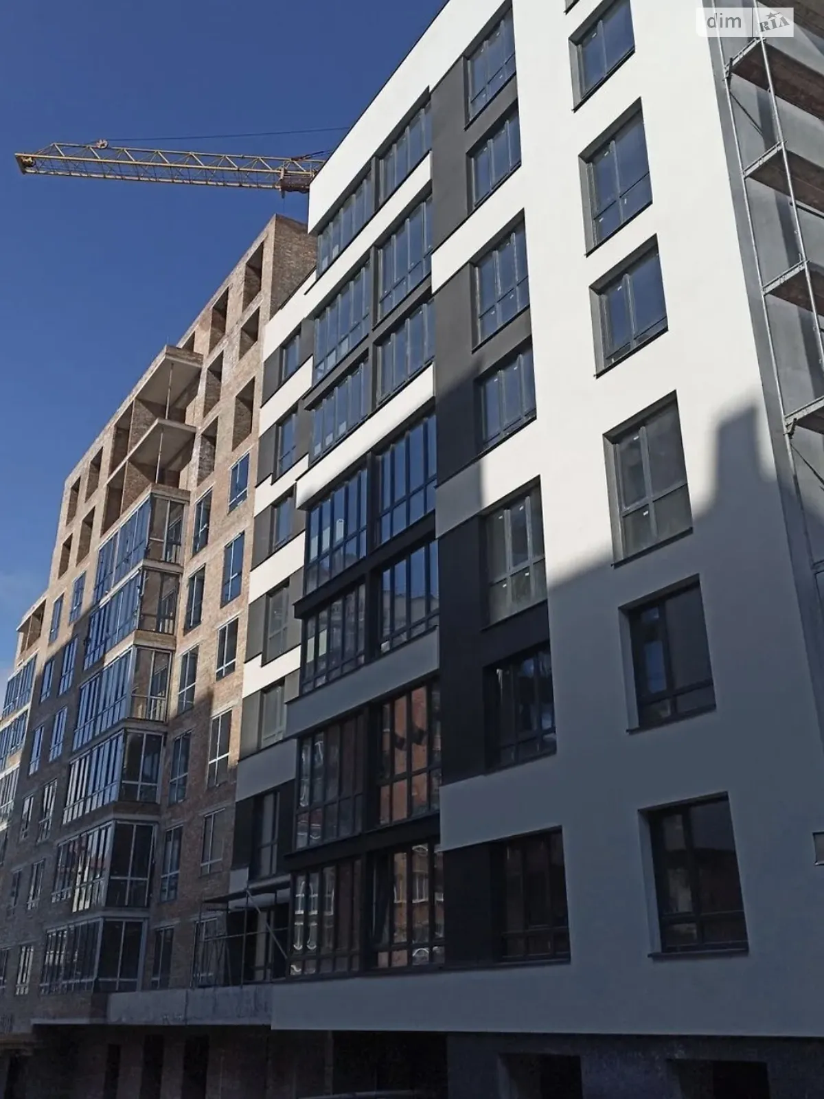 1-комнатная квартира 42.3 кв. м в Тернополе, пер. Генерала Мирона Тарнавского - фото 1