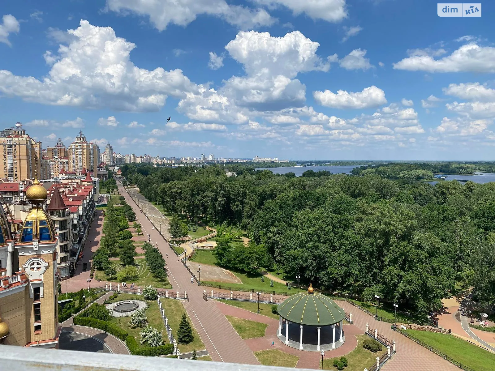 Продается 16-комнатная квартира 340.9 кв. м в Киеве, наб. Оболонская, 3 корпус 2 - фото 1