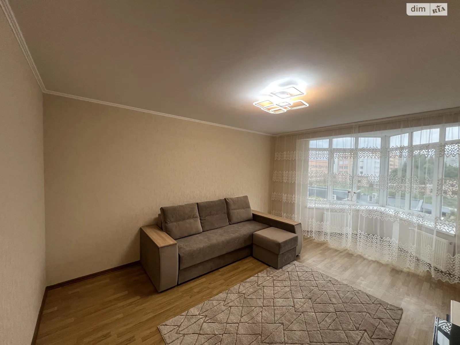 Сдается в аренду 2-комнатная квартира 70 кв. м в Виннице, ул. Академика Ющенка, 8 - фото 1