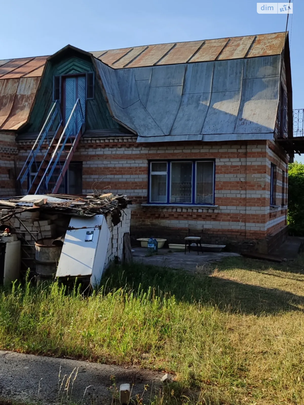 Продается дом на 2 этажа 176 кв. м с камином, цена: 75000 $ - фото 1