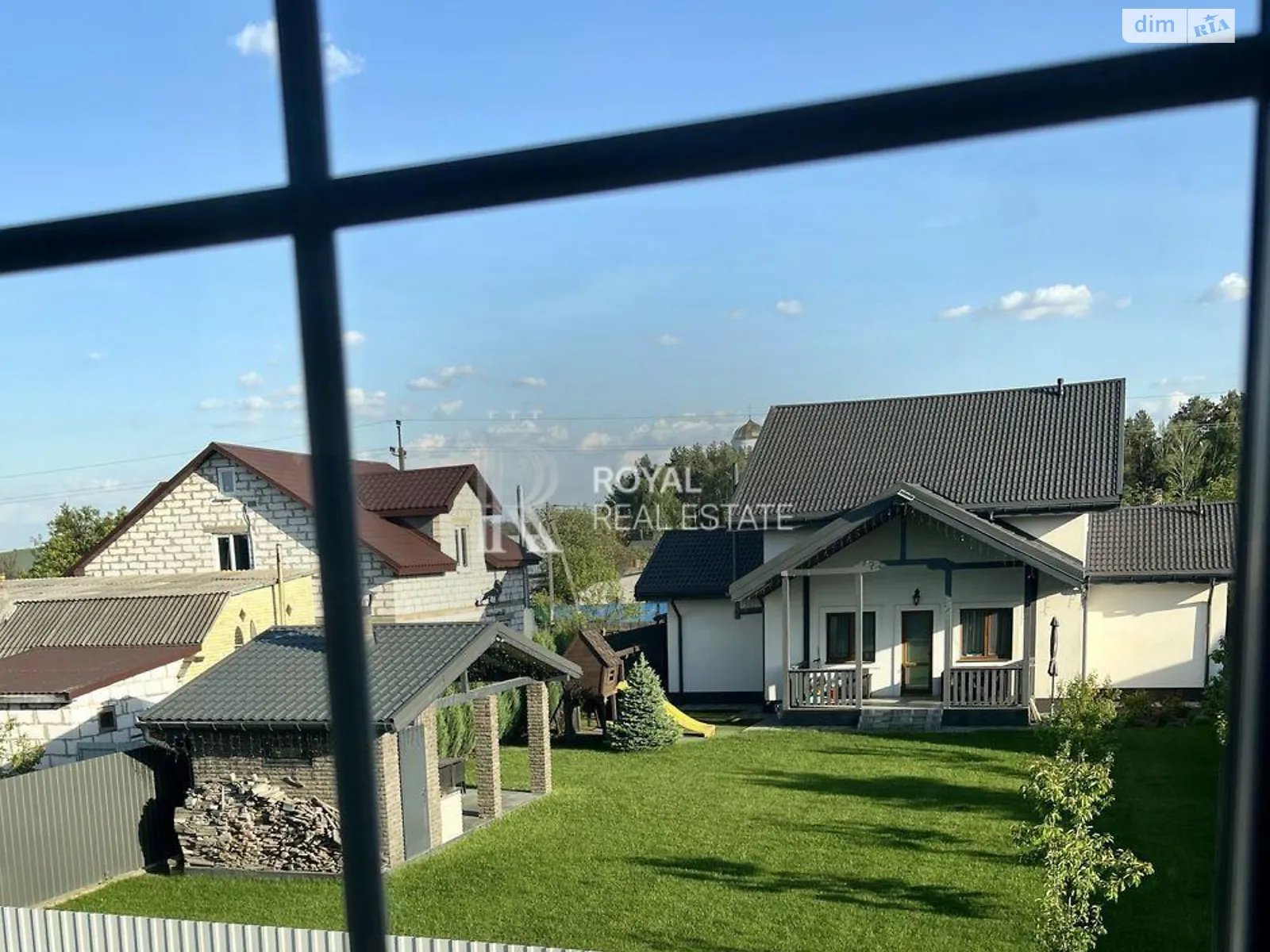 Продается дом на 2 этажа 160 кв. м с участком, цена: 158000 $ - фото 1