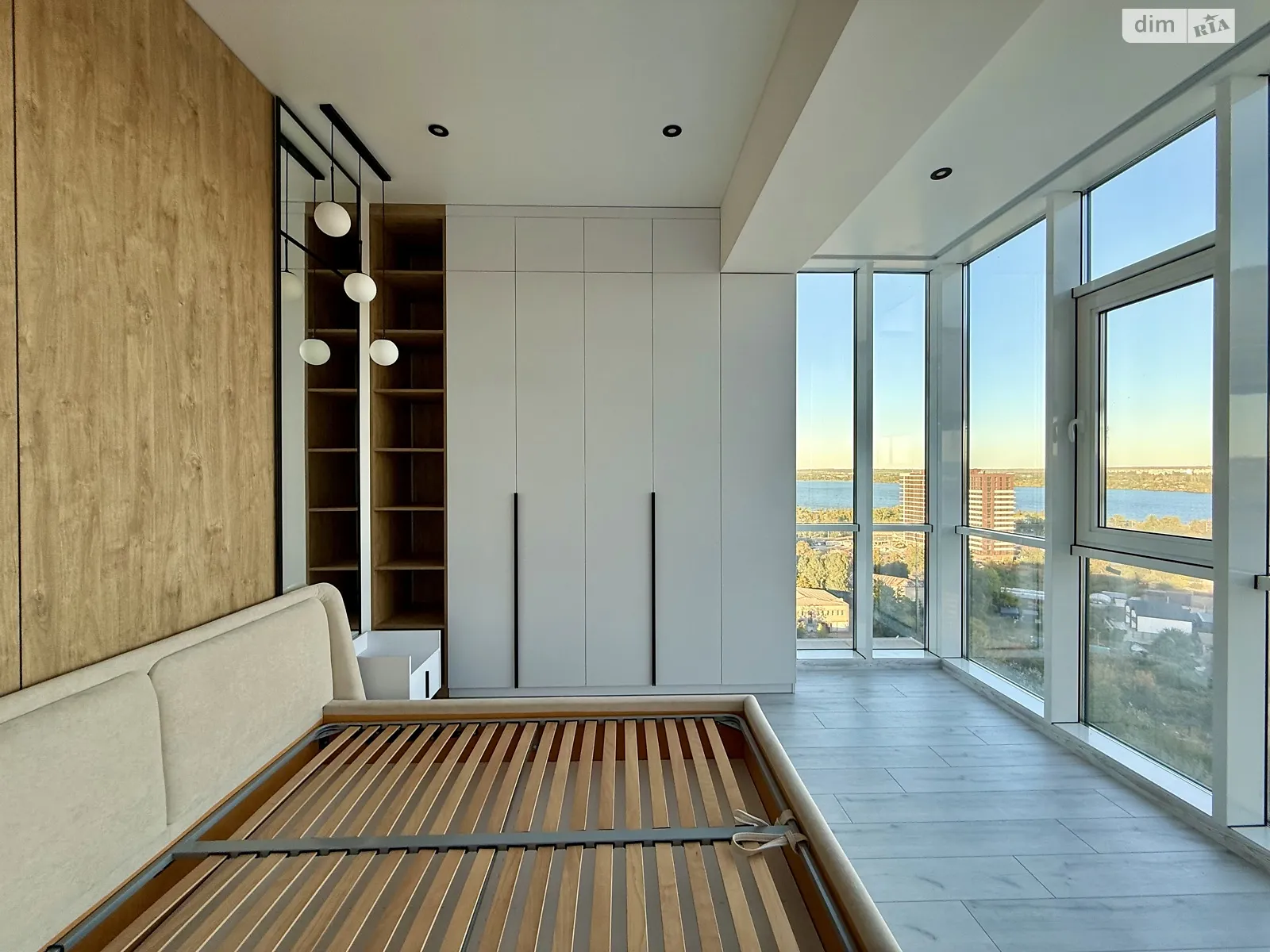 Продается 2-комнатная квартира 55 кв. м в Днепре, пер. Добровольцев, 3 - фото 1