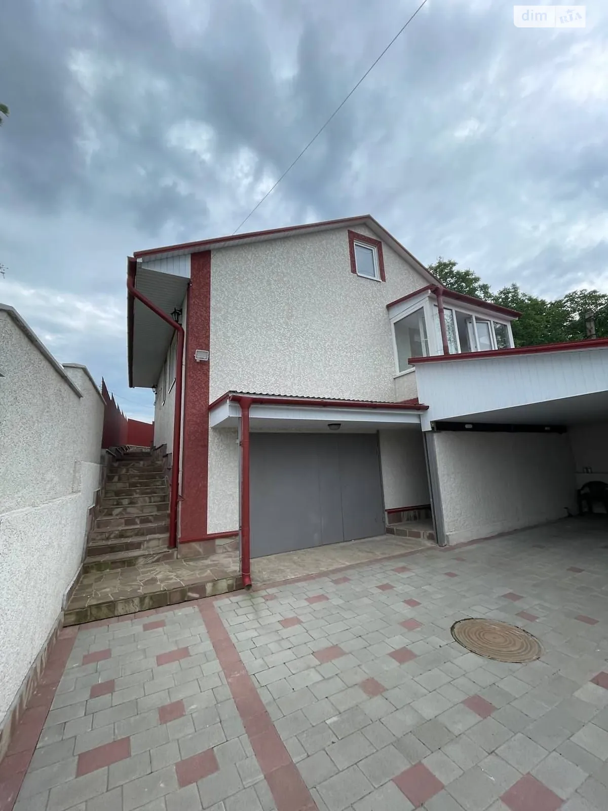Сдается в аренду часть дома 90 кв. м с гаражом, цена: 300 $ - фото 1