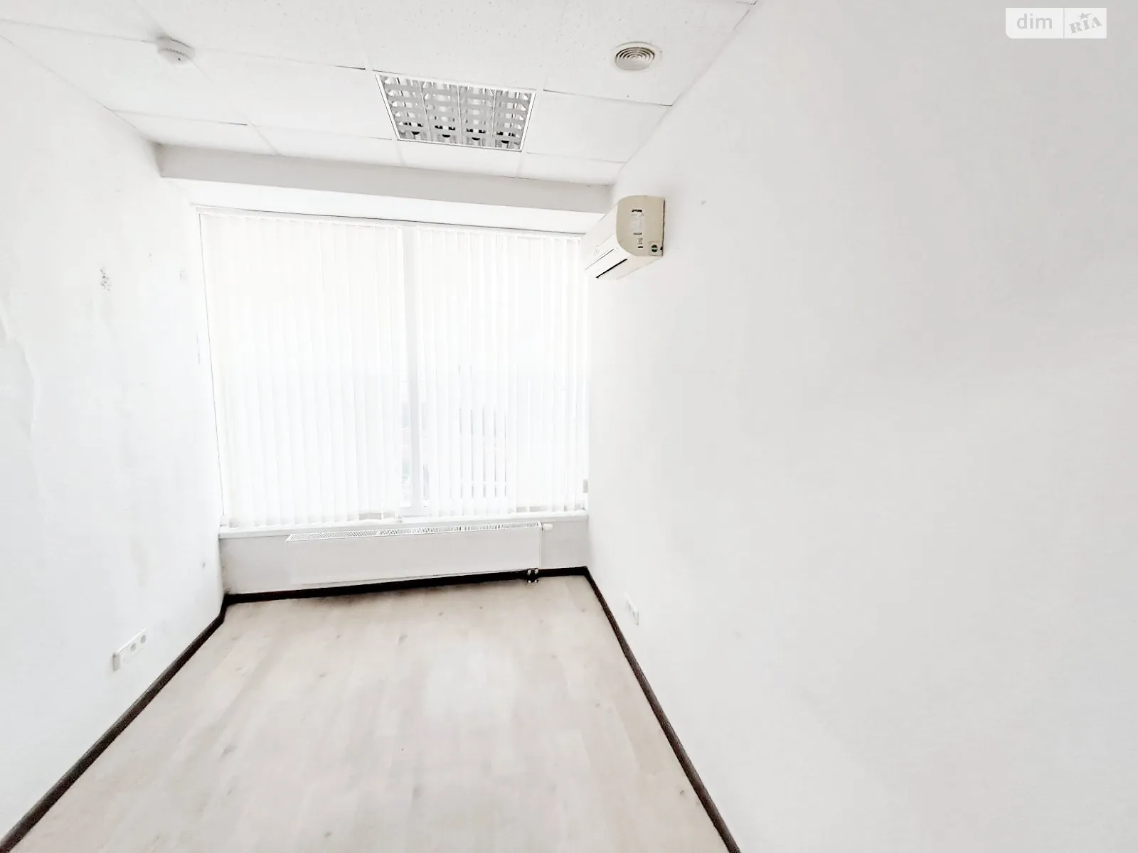 Здається в оренду приміщення вільного призначення 72 кв. м в 9-поверховій будівлі, цена: 19535 грн - фото 1