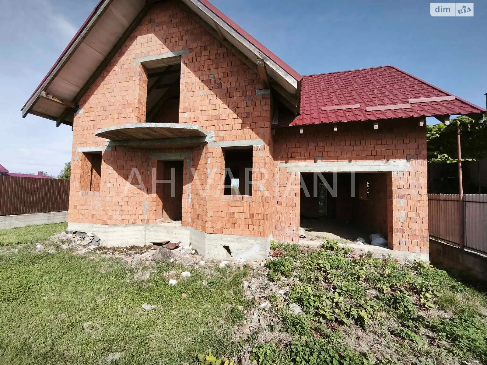 Продается дом на 2 этажа 180 кв. м с балконом, цена: 80000 $ - фото 1