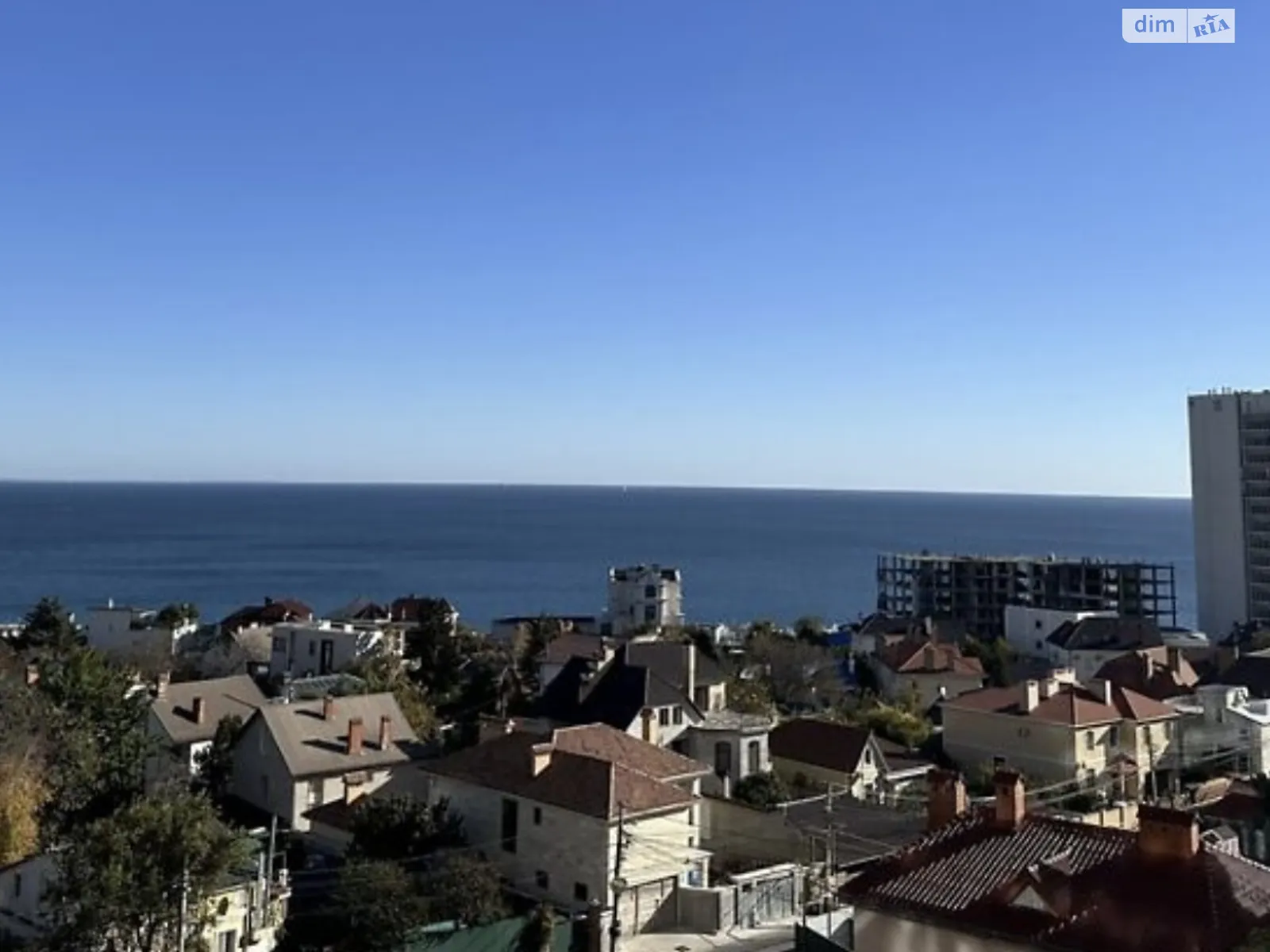 Продается 1-комнатная квартира 44 кв. м в Одессе, ул. Валерия Самофалова, 16А/5 - фото 1