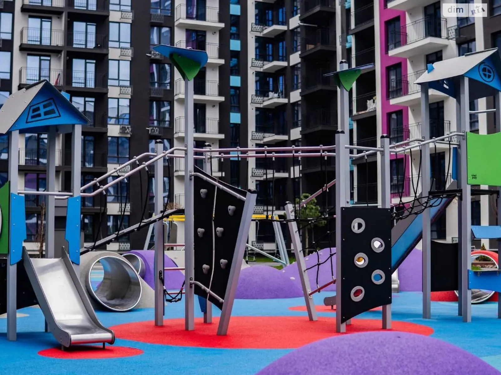 Продається 1-кімнатна квартира 57 кв. м у Івано-Франківську, вул. Юліана Пелеша(Крайківського), 3 корпус 11 - фото 1