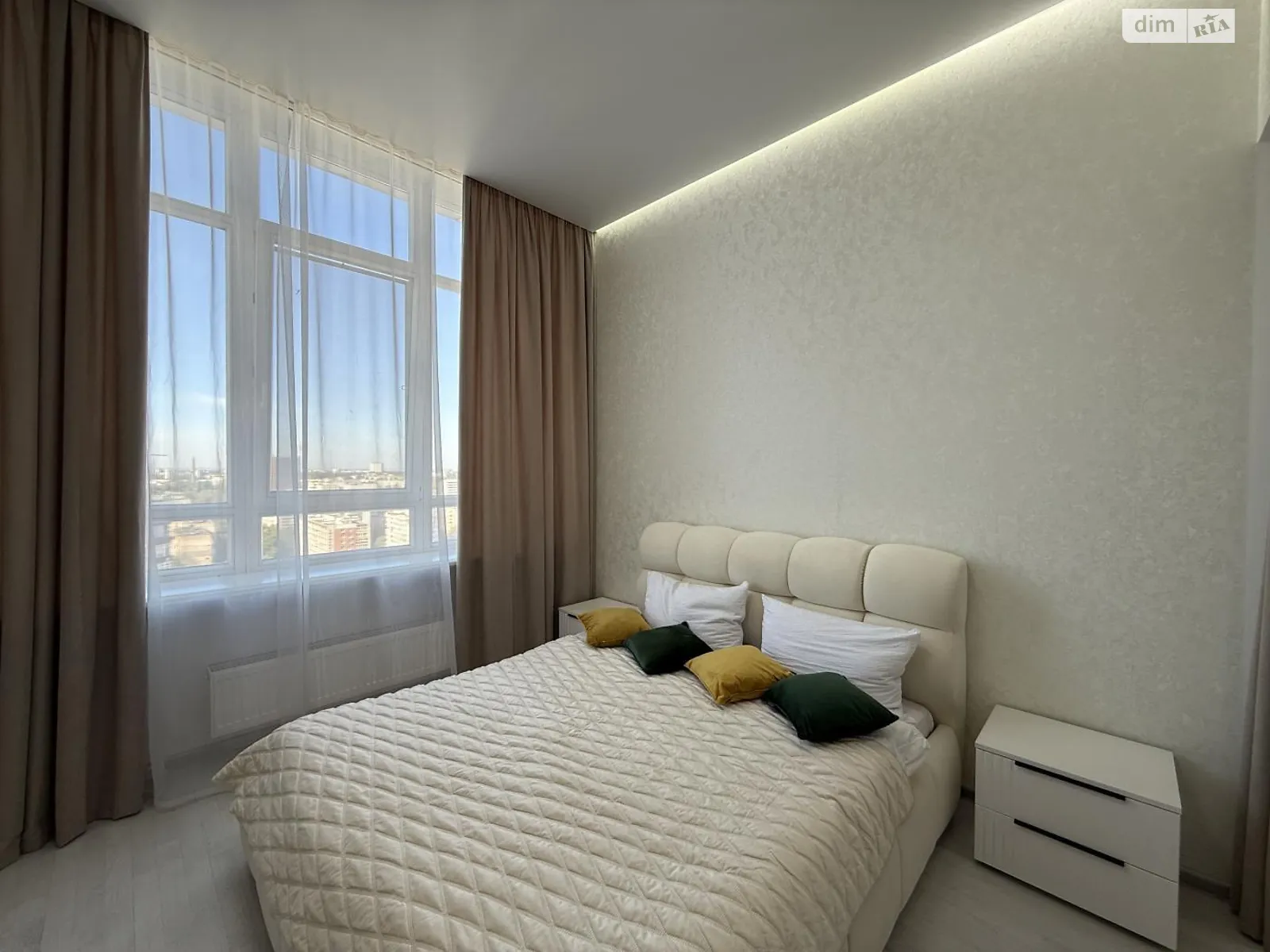 Сдается в аренду 2-комнатная квартира 50 кв. м в Одессе, ул. Генуэзская, 24Д корпус 2 - фото 1