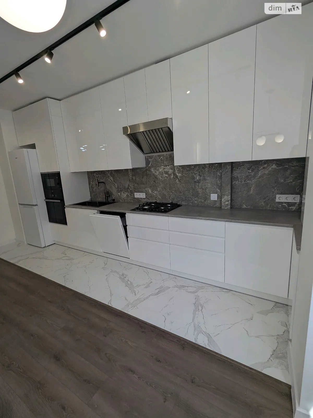 Продается 3-комнатная квартира 77.4 кв. м в, цена: 110000 $ - фото 1