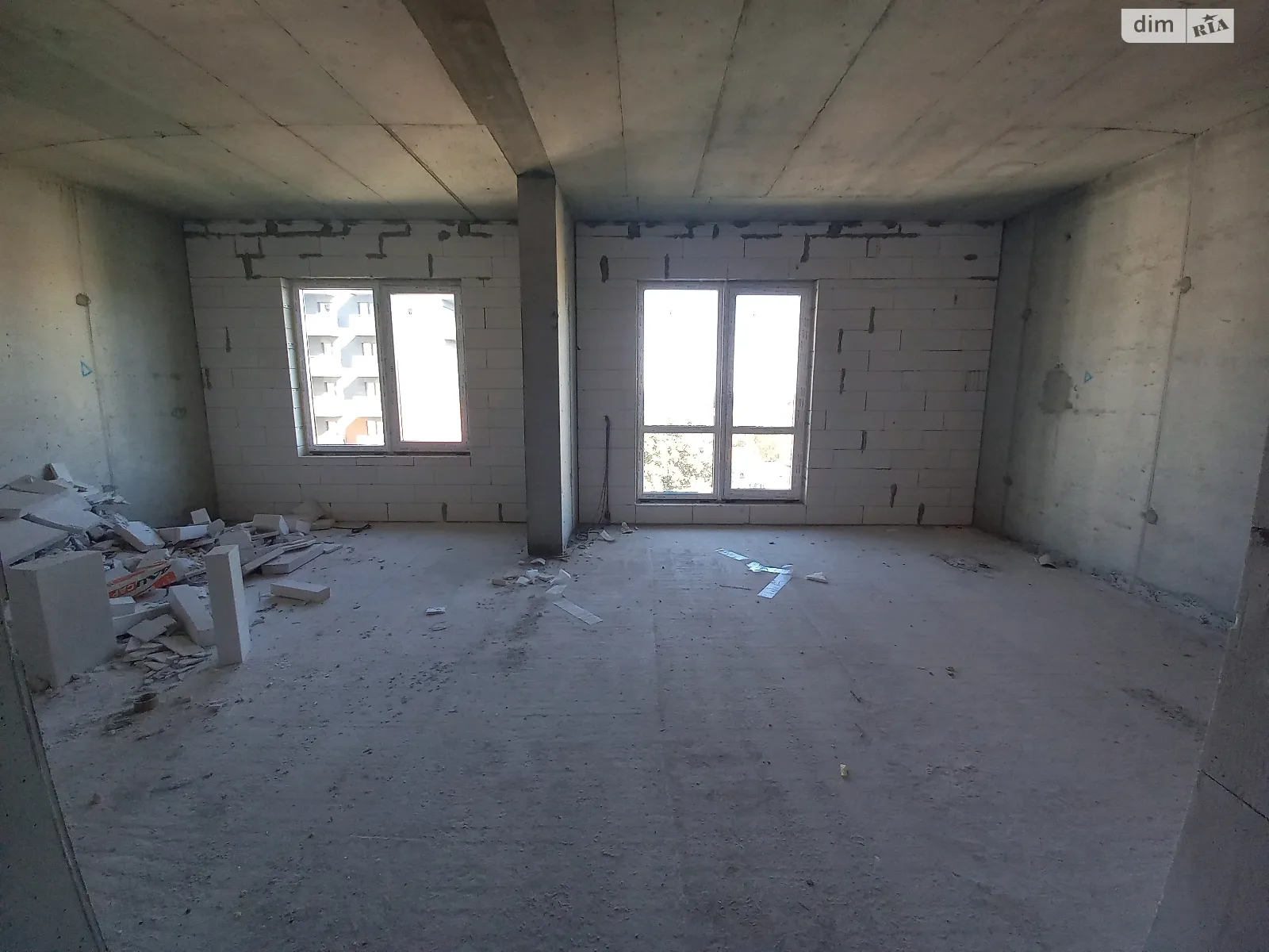 Продается 1-комнатная квартира 49.5 кв. м в Одессе, бул. Итальянский - фото 1